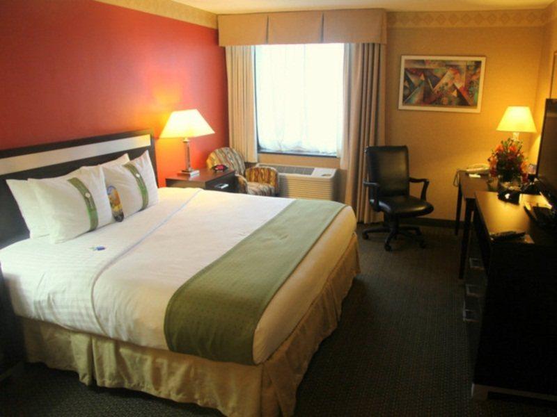 The Laguardia Hotel New York Exterior photo