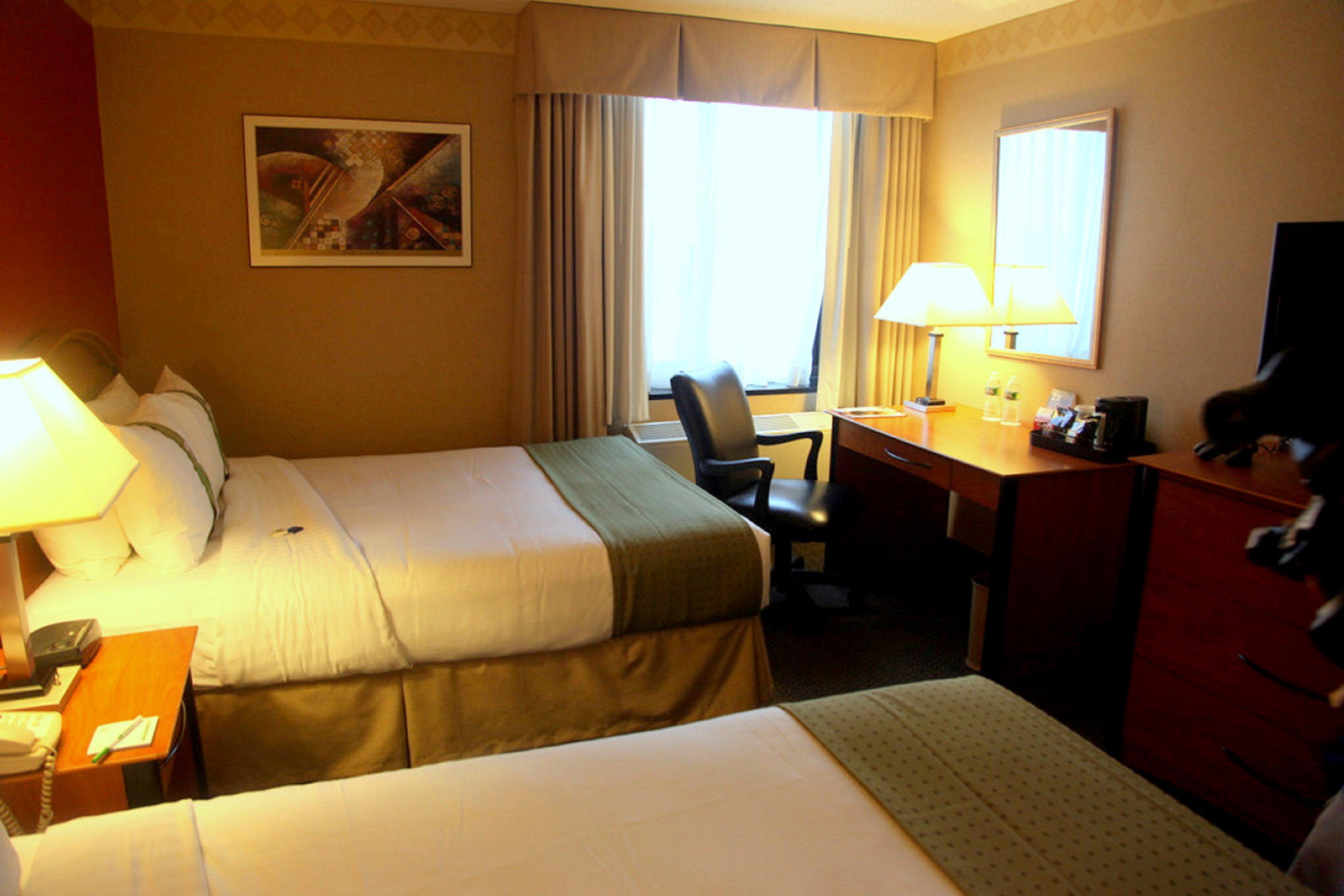 The Laguardia Hotel New York Exterior photo
